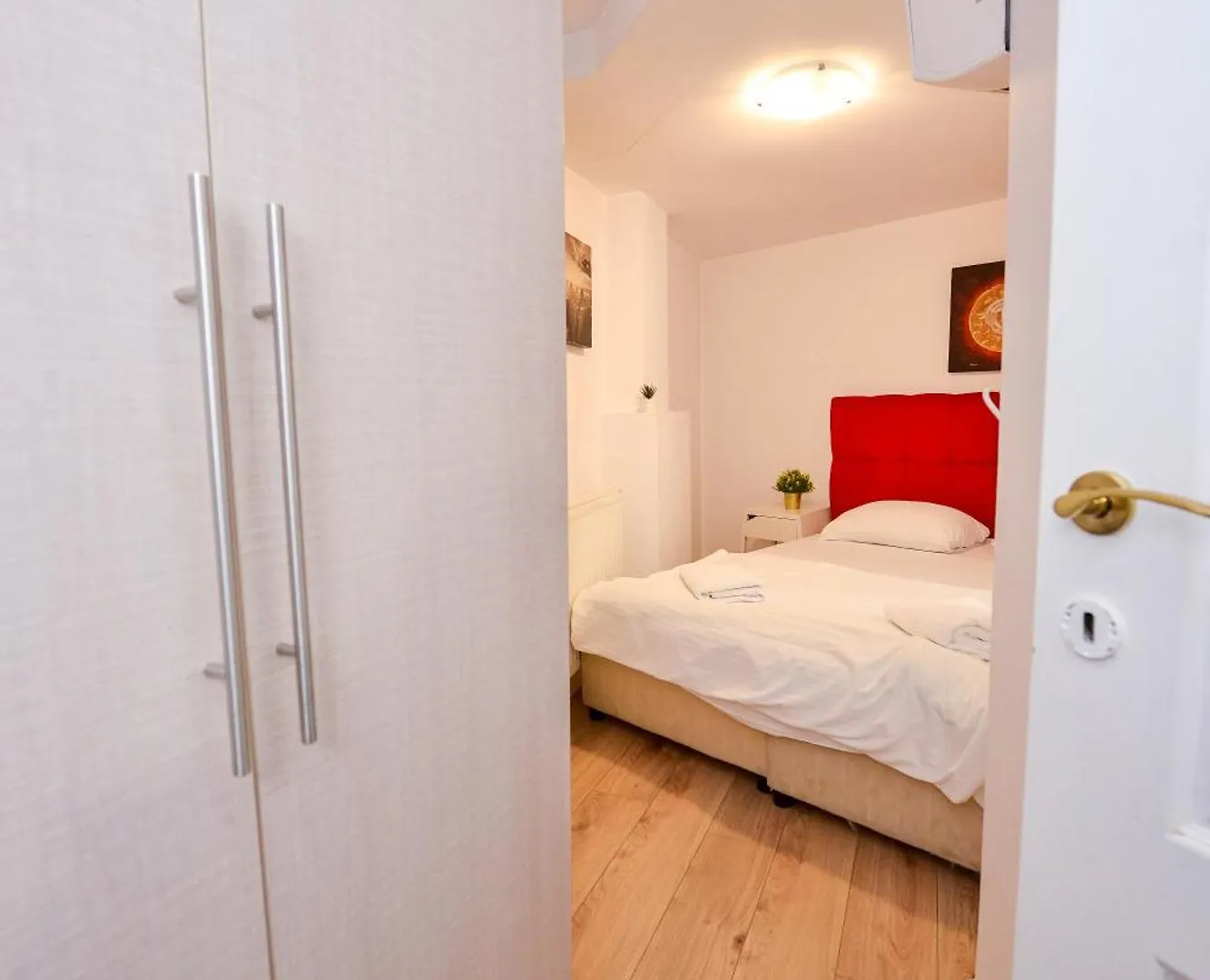 Bucharest Nightlife Apartments