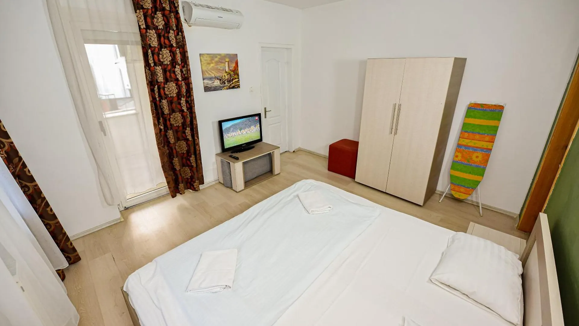 Bucharest Nightlife Apartments